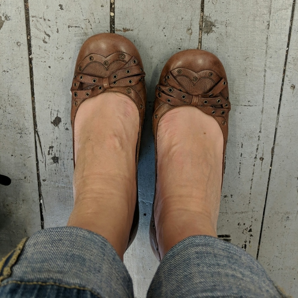 Brown Low Heel Ballet  Slip on Shoes sz 40